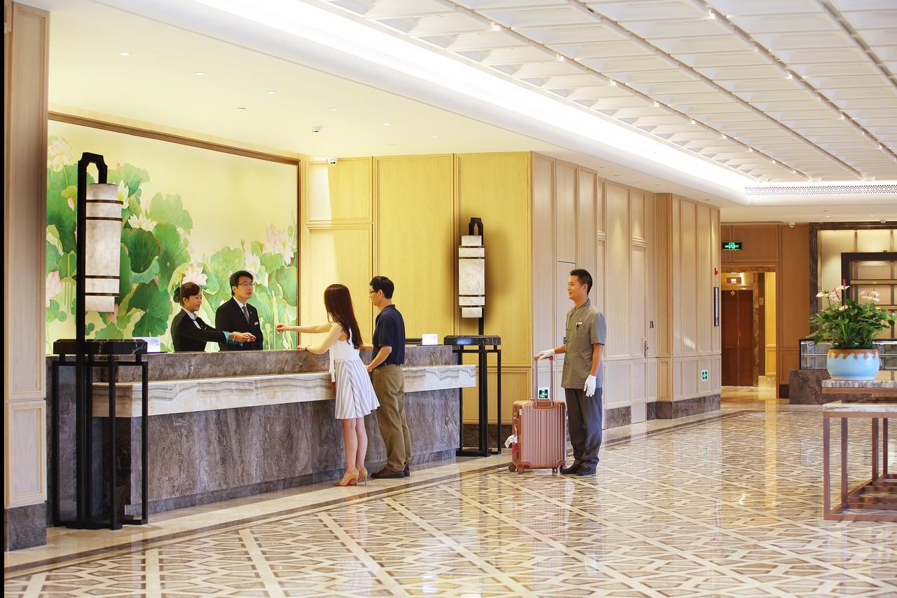 Fuzhou Lakeside Hotel Exteriör bild