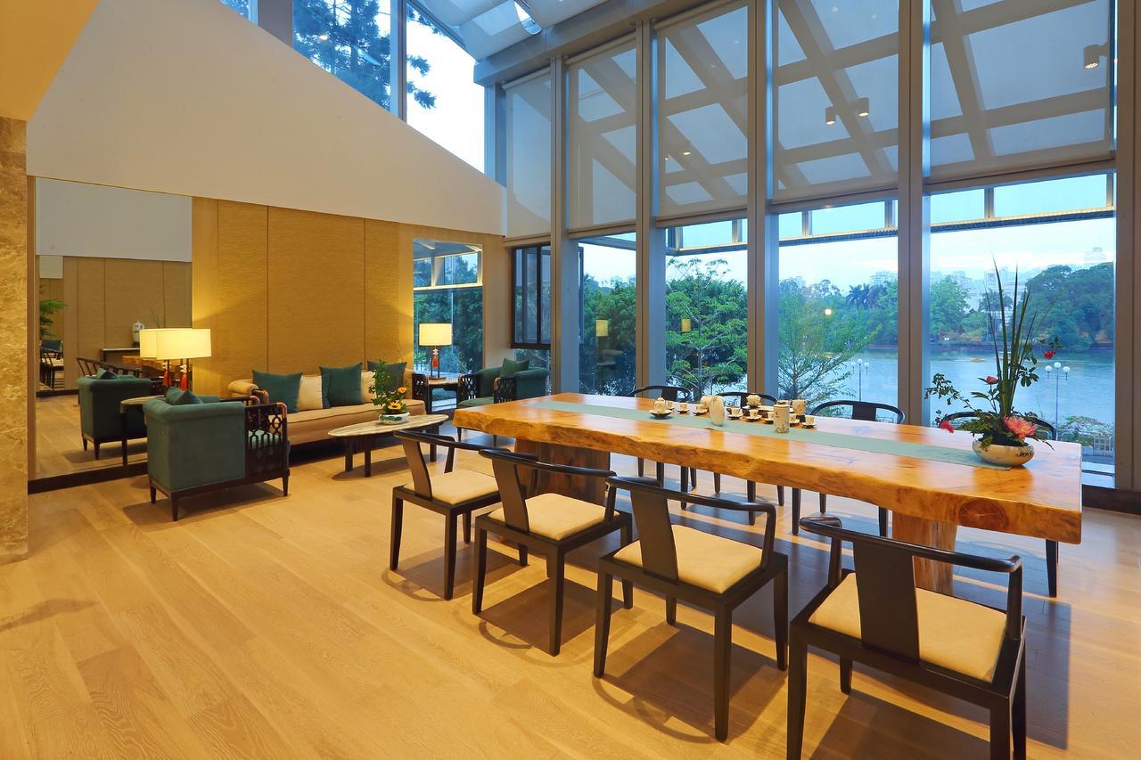 Fuzhou Lakeside Hotel Exteriör bild