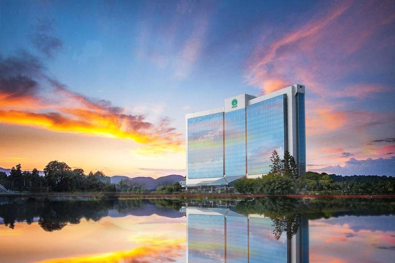 Fuzhou Lakeside Hotel Exteriör bild